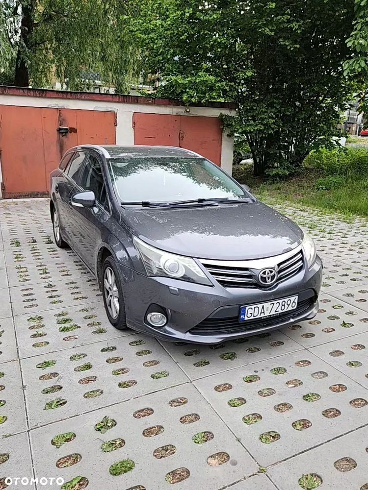 Toyota Avensis 2.0 D-4D Style - 2
