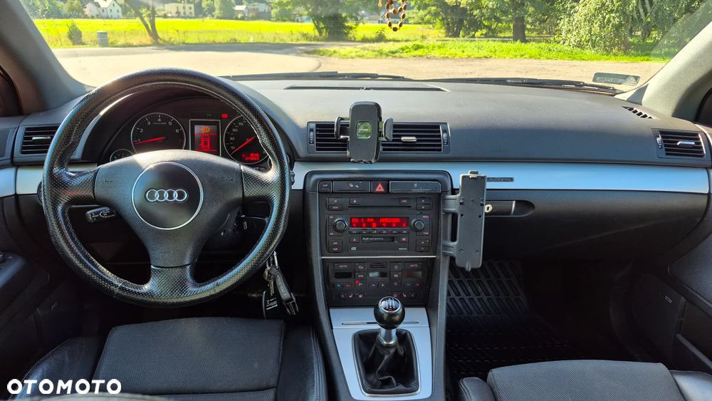 Audi A4 Avant 1.8 T quattro - 8