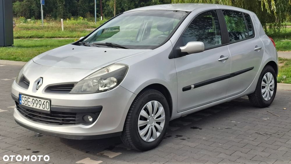 Renault Clio 1.2 16V Dynamique - 3