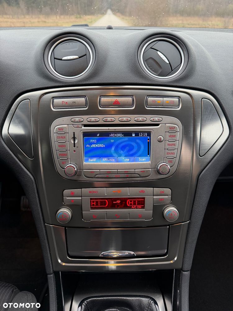 Ford Mondeo 2.0 TDCi Viva Titanium - 19