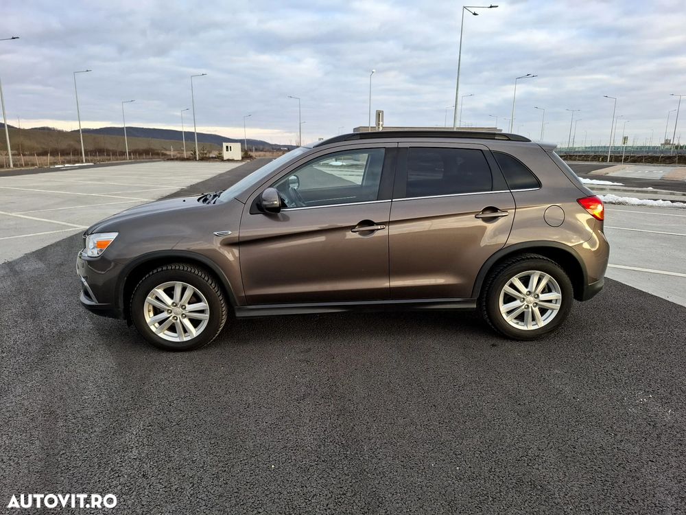 Mitsubishi ASX 2.2 DI-D 4WD Automatik Diamant Edition - 2