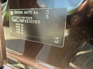 Skoda Superb 2.0 TDI DSG Laurin & Klement - 6