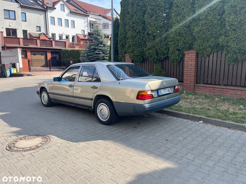 Mercedes-Benz Klasa E - 2