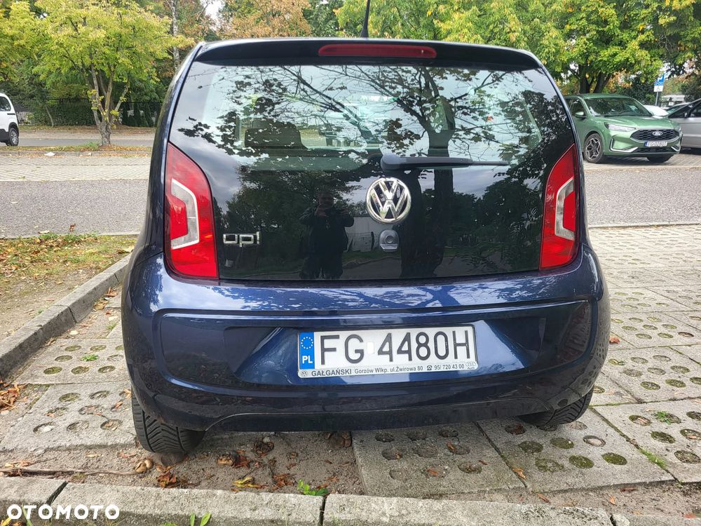 Volkswagen up! - 12