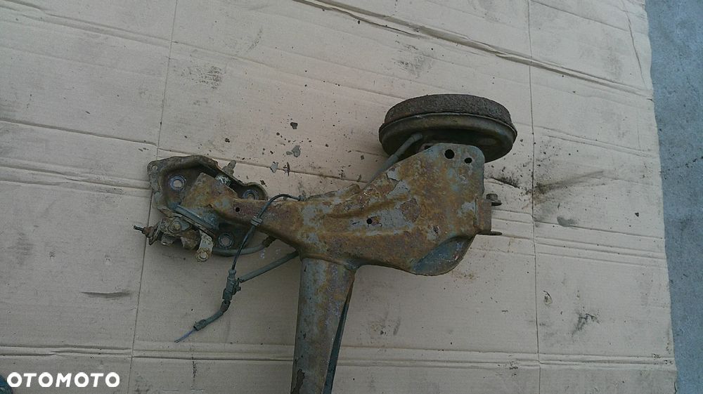 OPEL CORSA D BELKA TYLNA - 10