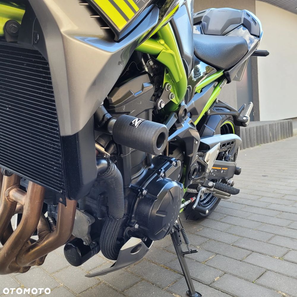 Kawasaki Z 900 - 22