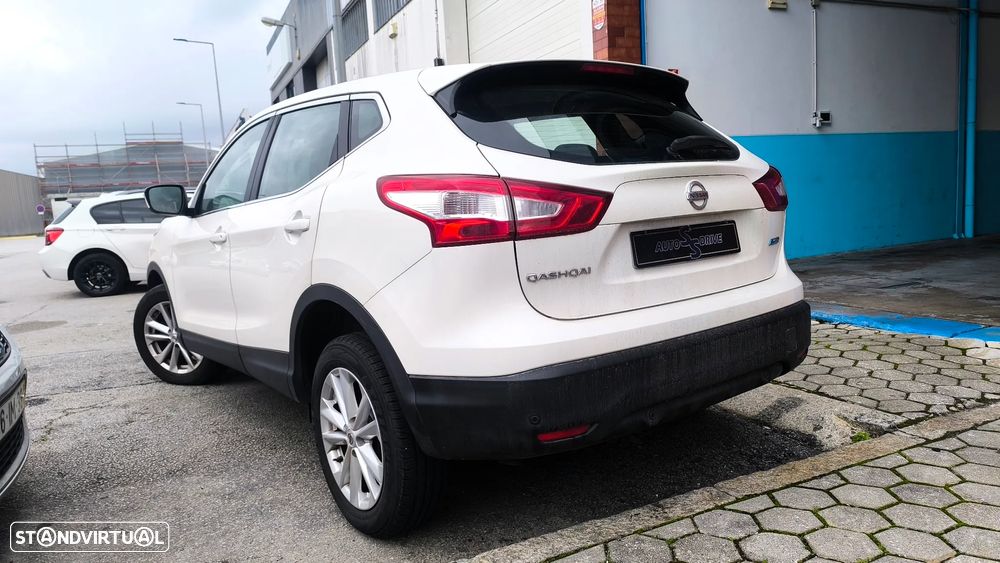 Nissan Qashqai 1.6 dCi Acenta Xtronic - 17