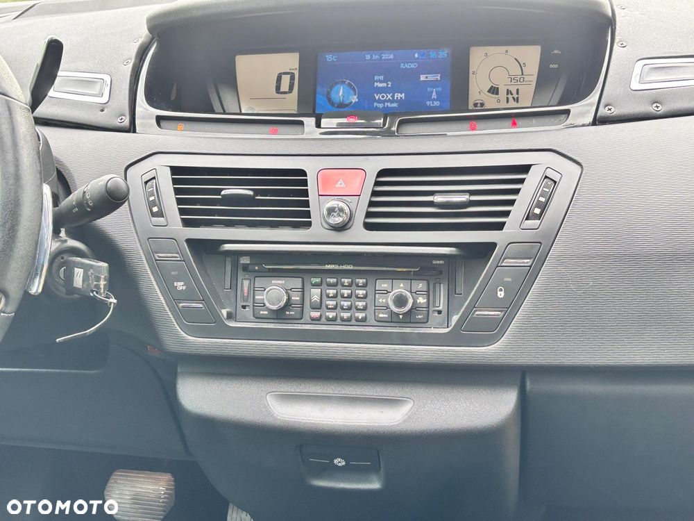 Citroën C4 Picasso 1.6 e-HDi FAP EGS6 Exclusive - 24