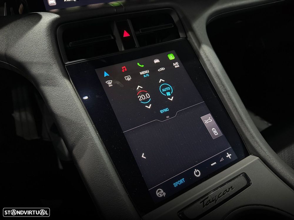 Porsche Taycan Standard - 23