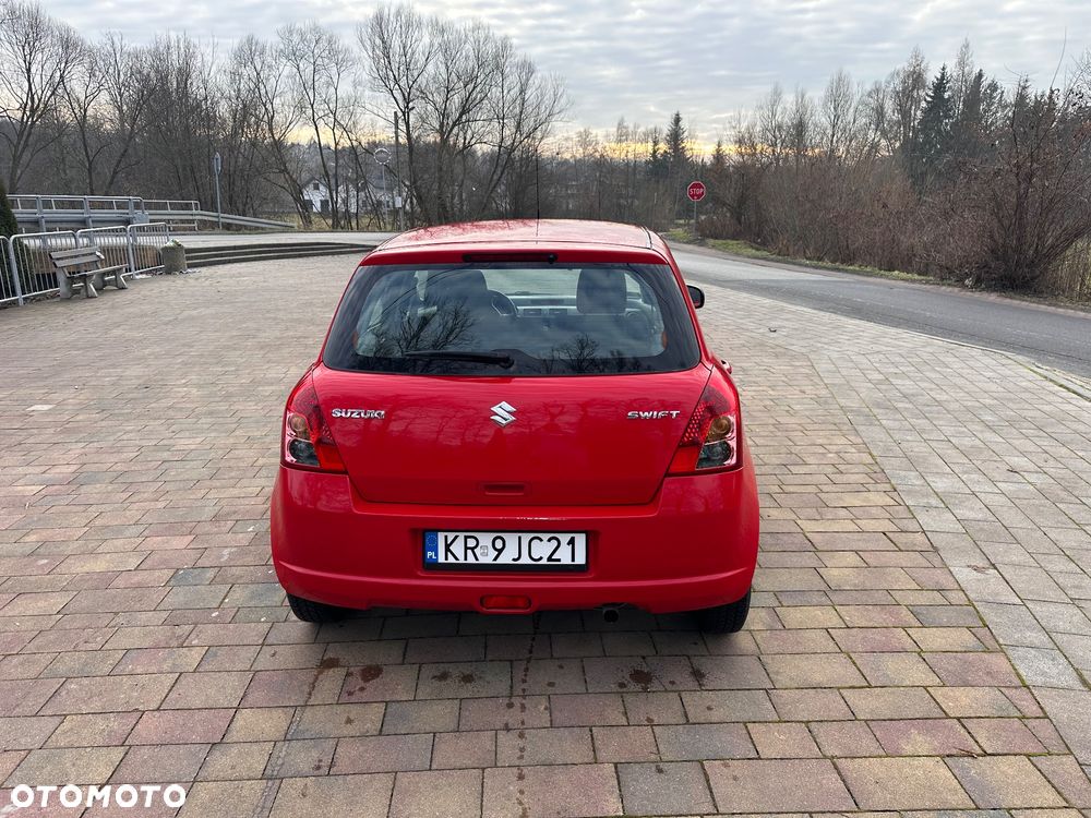 Suzuki Swift 1.3 Comfort - 2