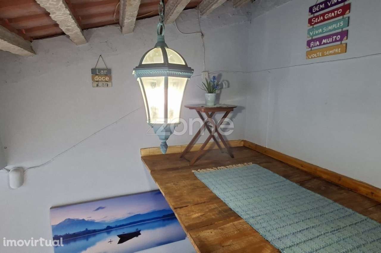 Moradia T4 com Jardim e Vista para Ribeiras – Pronta a Habitar - Grande imagem: 5/28