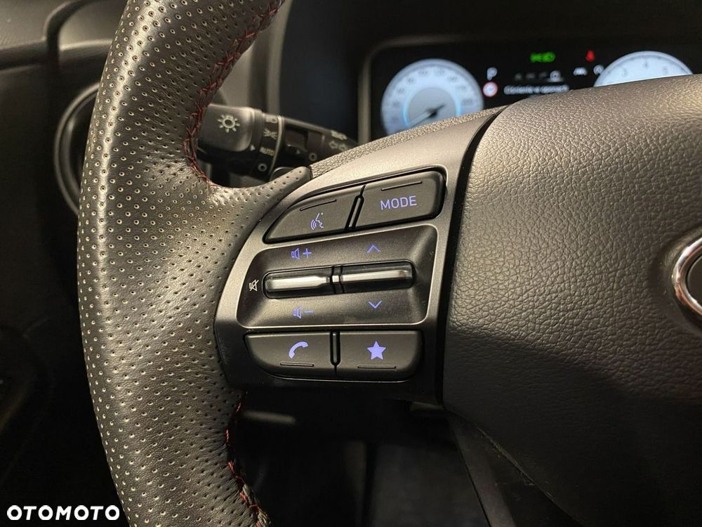Hyundai Kona - 24