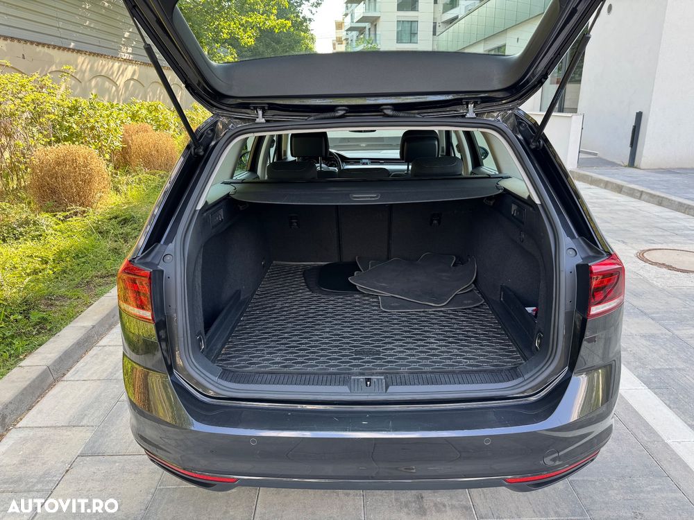 Volkswagen Passat - 17