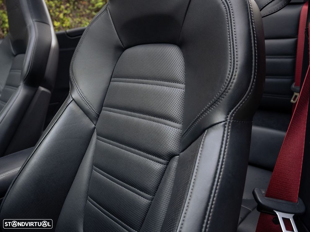 Porsche 911 (992) Turbo S PDK - 23