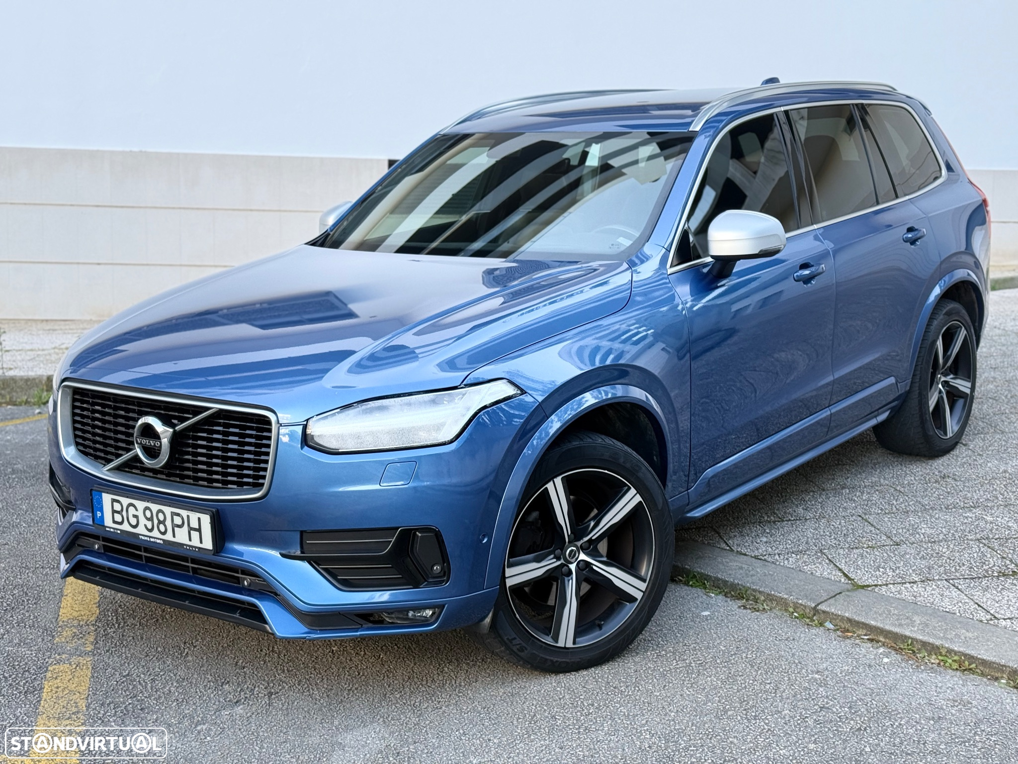 Volvo XC 90 D5 AWD Geartronic RDesign - 4