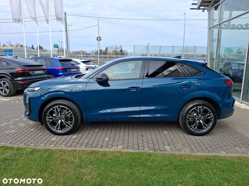 Audi Q3 Sportback - 5