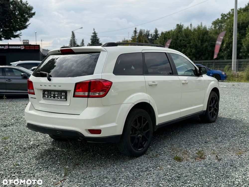 Dodge Journey - 10