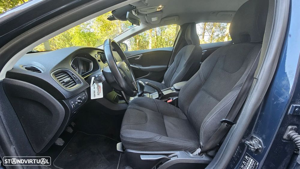 Volvo V40 - 11