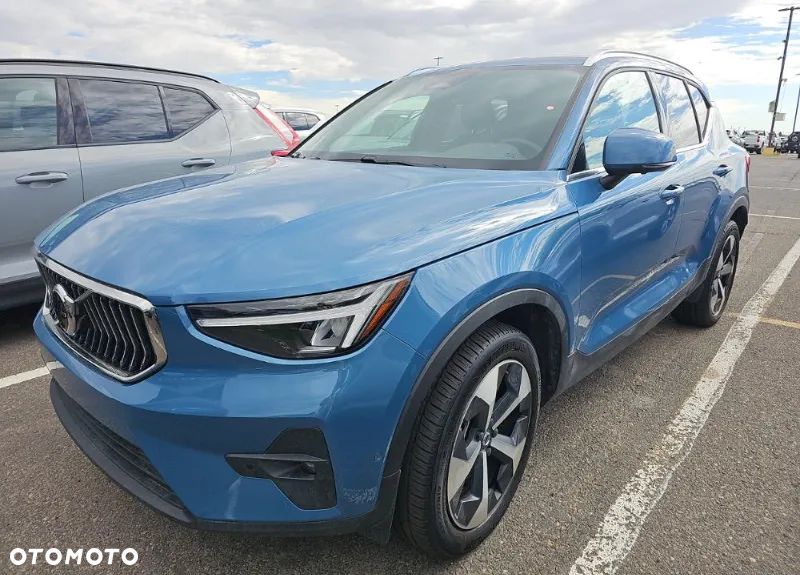 Volvo XC 40 - 1