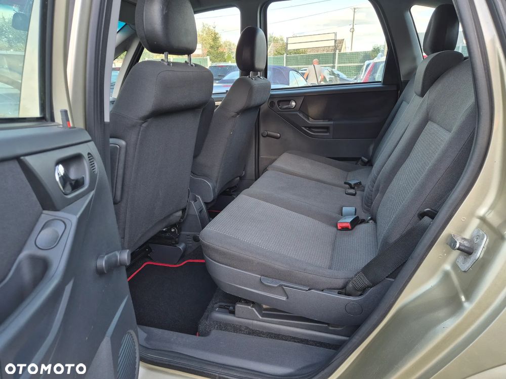 Opel Meriva 1.6 16V Catch me now - 11