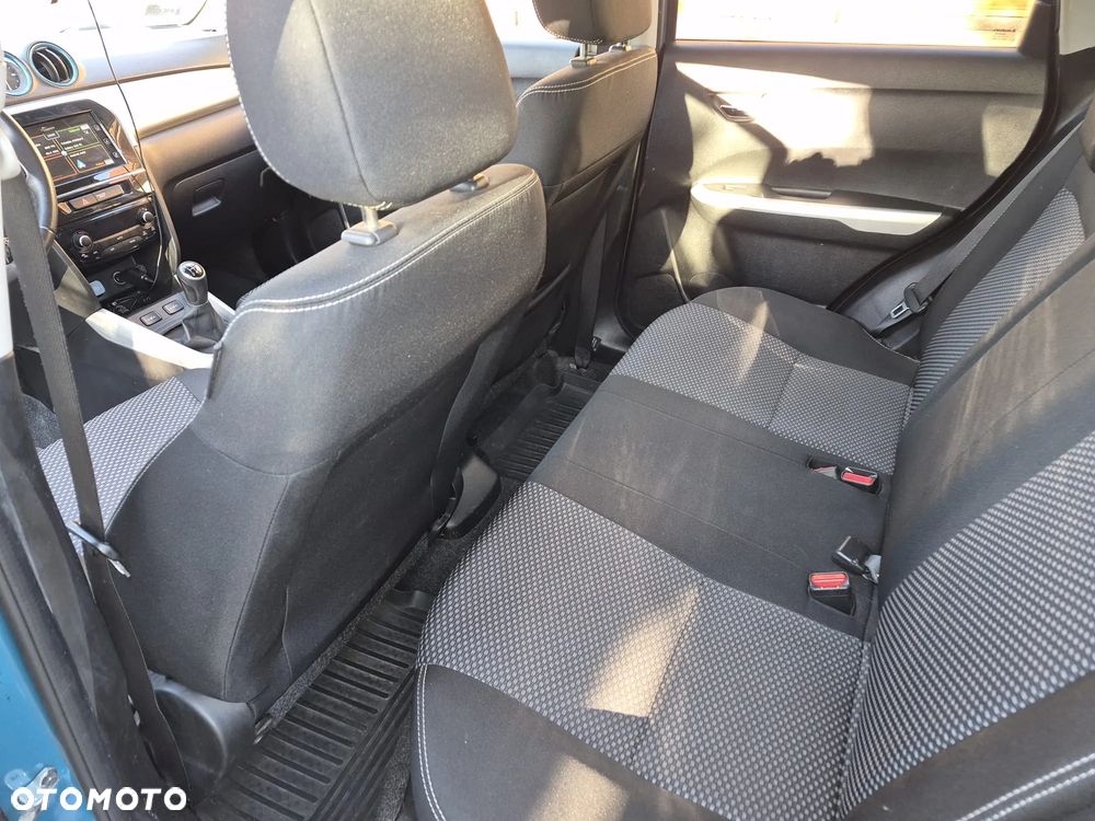 Suzuki Vitara 1.6 Premium 4WD - 6