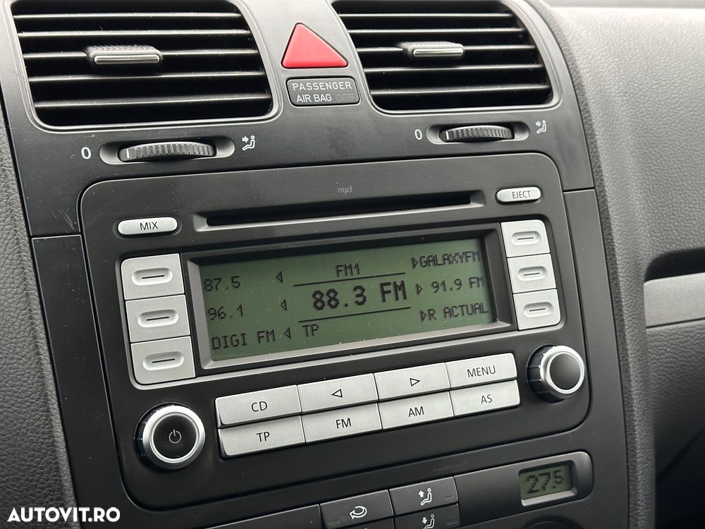 Volkswagen Jetta 1.9 TDI Comfortline - 35