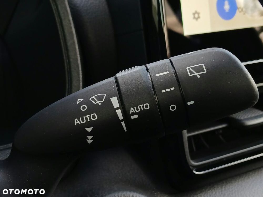 Toyota Yaris Hybrid 1.5 Executive - 31