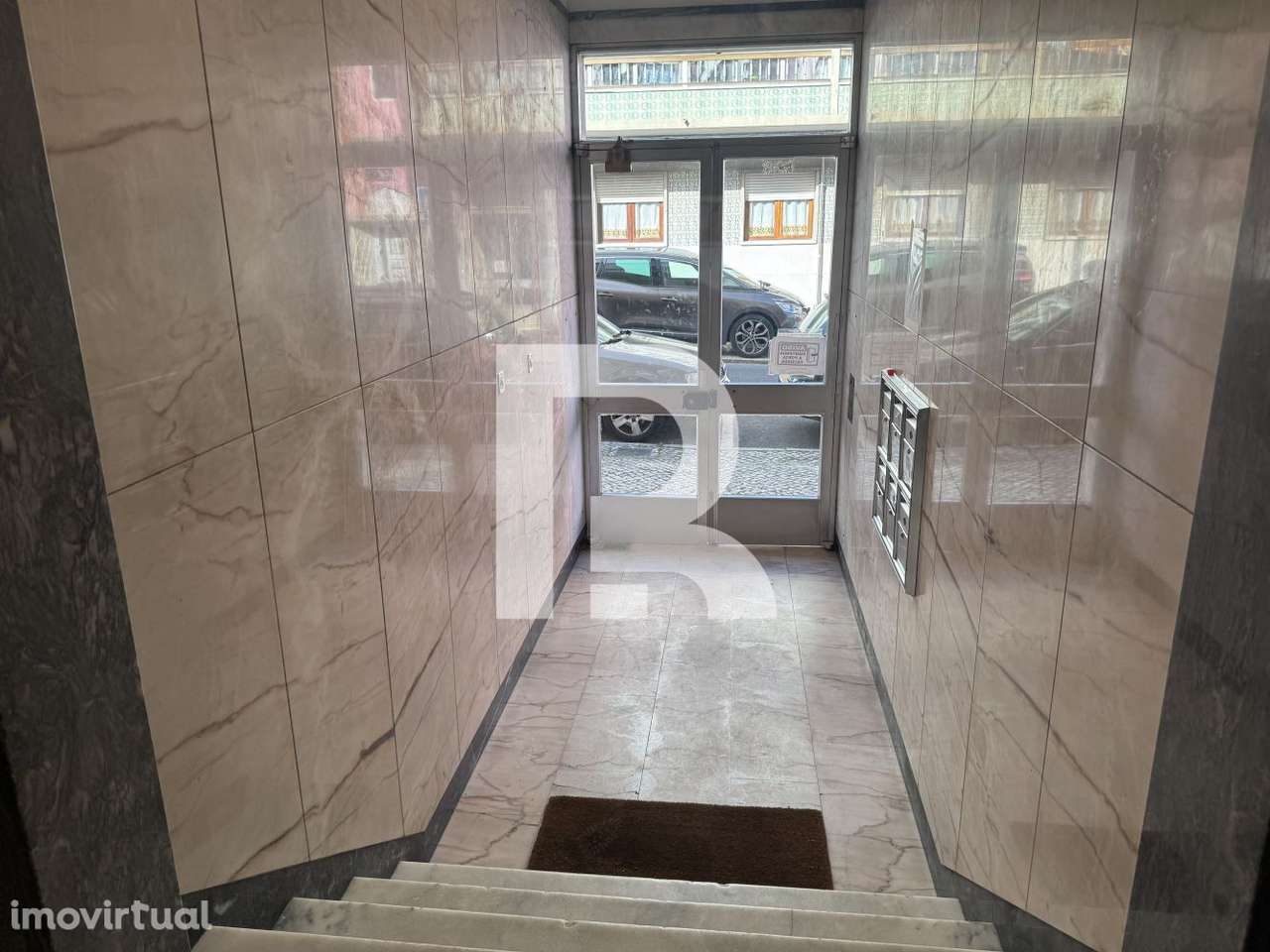 Apartamento T2+1 com terraço na Amadora - Grande imagem: 5/11