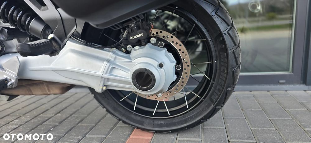 Moto Guzzi Stelvio - 41