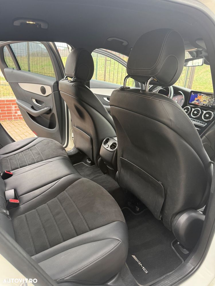 Mercedes-Benz GLC Coupe 220 d 4Matic 9G-TRONIC AMG Line - 27
