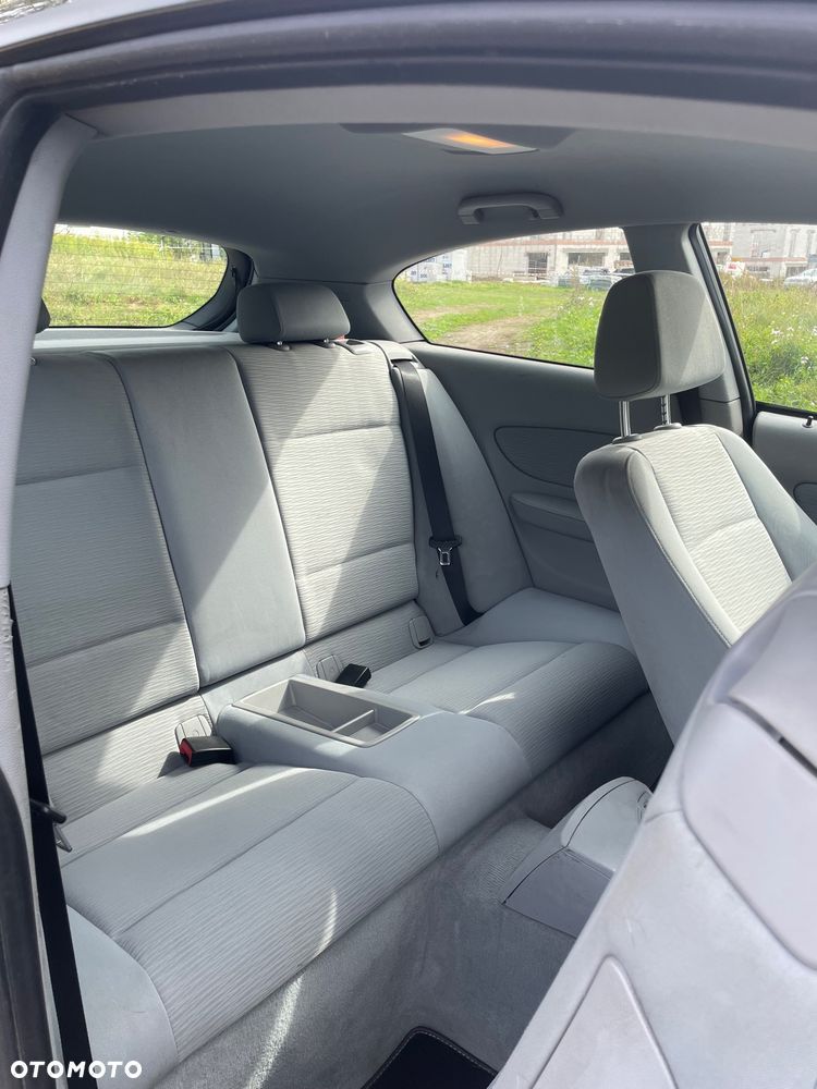 BMW Seria 1 118d - 8