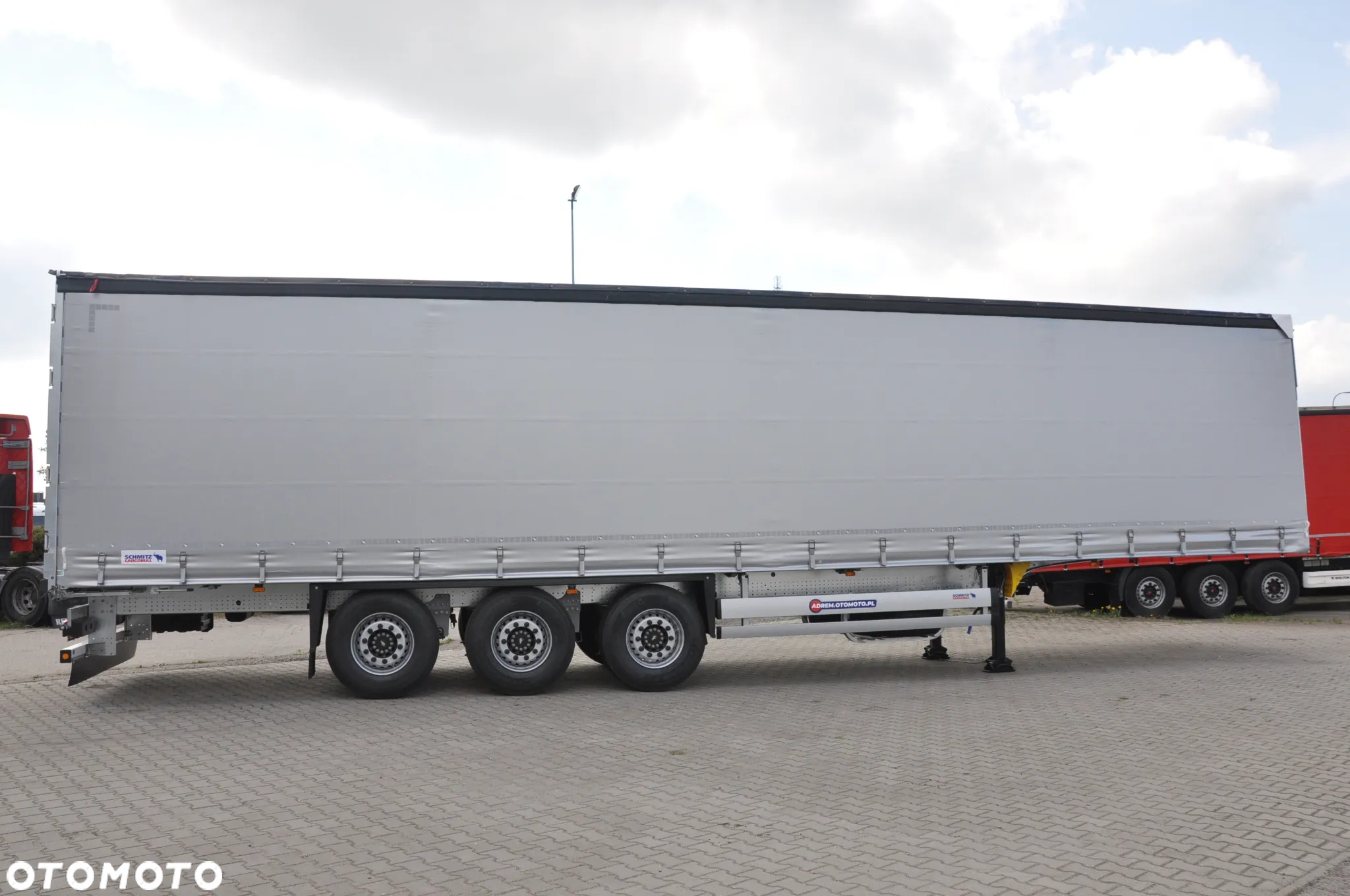 Schmitz Cargobull STANDARD PODNOSZONY DACH PODNOSZONA OŚ DWA KOŁA ZAPASOWE - 9