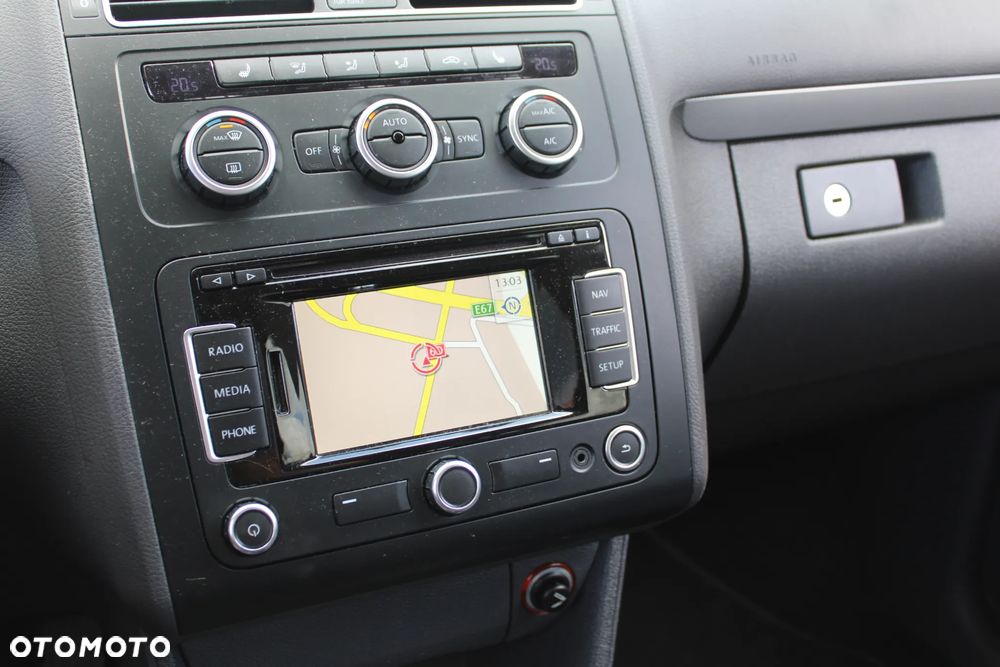 Volkswagen Touran 1.6 TDI DPF MATCH - 17