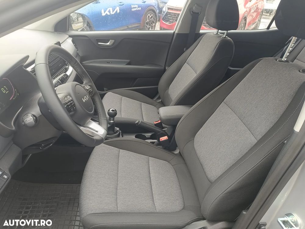 Kia Stonic 1.2 MPI 5MT Urban - 10