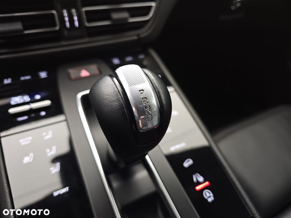 Porsche Macan Standard - 23