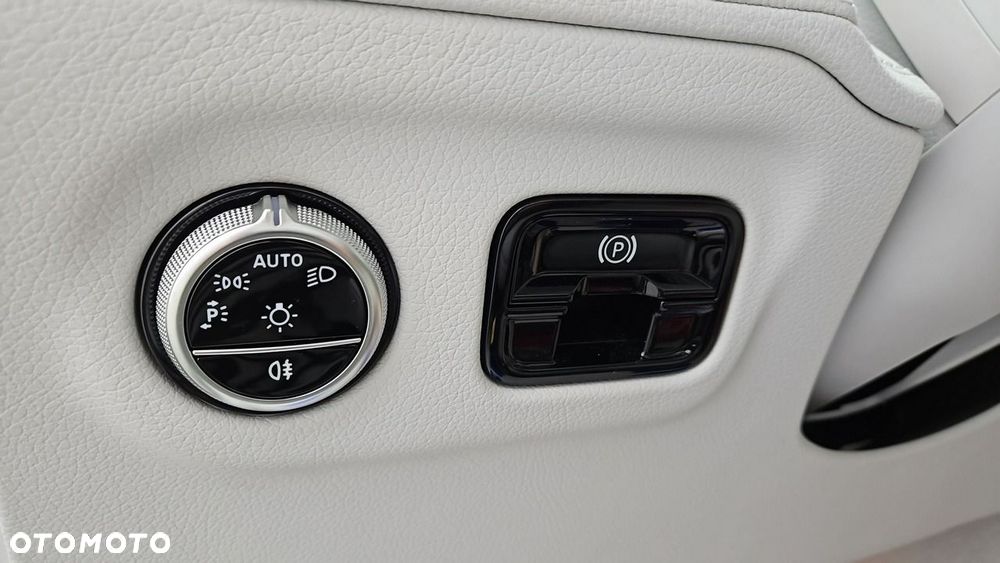 Mercedes-Benz EQE 350+ 90.5kWh Electric Art - 18