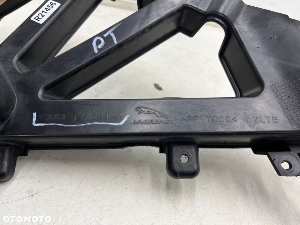 Ślizg Jaguar XF II X260 15-24r. prawe tylne mocowanie wspornik uchwyt zderzaka prawy tył - 5