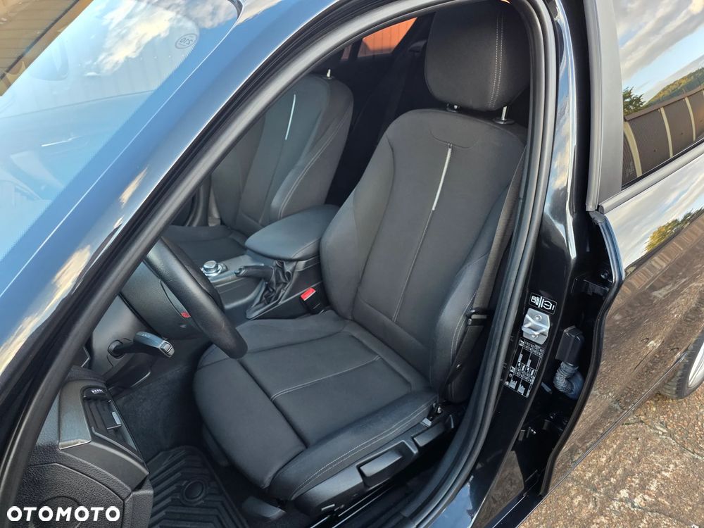 BMW Seria 1 118i Sport Line - 10