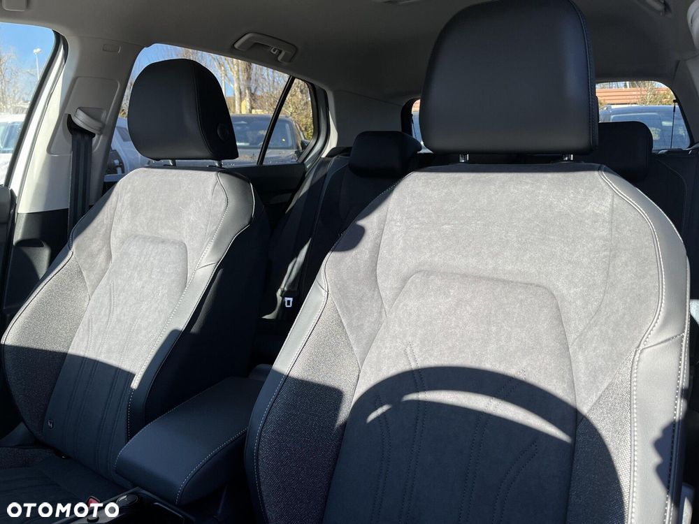 Volkswagen Golf - 21