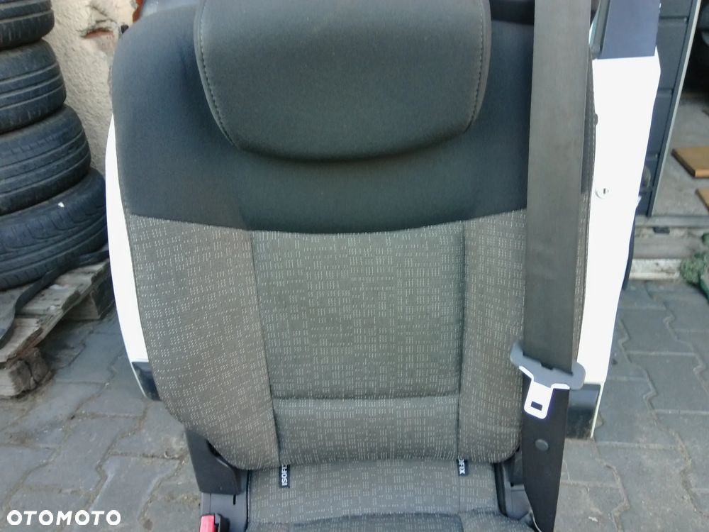 RENAULT ESPACE IV 4 FOTEL TYL TYLNY 2 3 RZAD LADNE ROWNIEZ PRZEDNIE CZESCI ROZNE PYTAC - 4