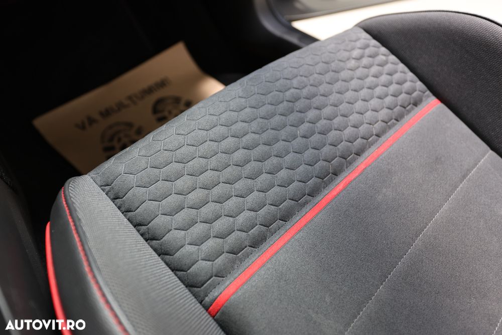 Volkswagen Golf 2.0 TSI DSG R - 13