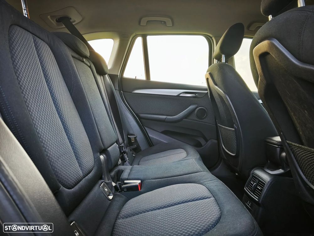 BMW X1 18 i sDrive Advantage Auto - 11