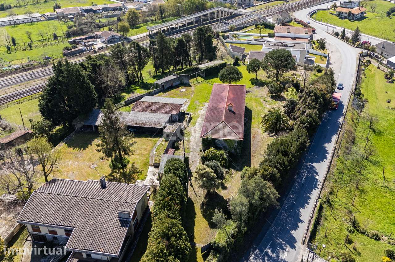 Quinta com Moradia Rústica e Sequeiro, em Vilaça, Braga - Grande imagem: 2/44