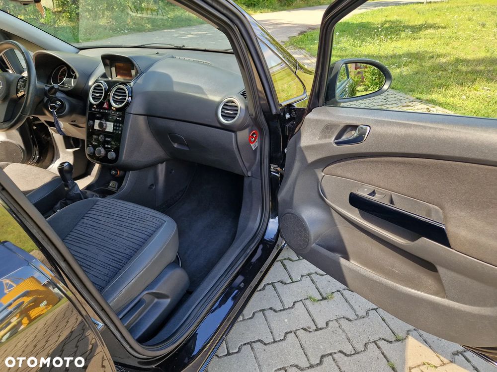 Opel Corsa - 27