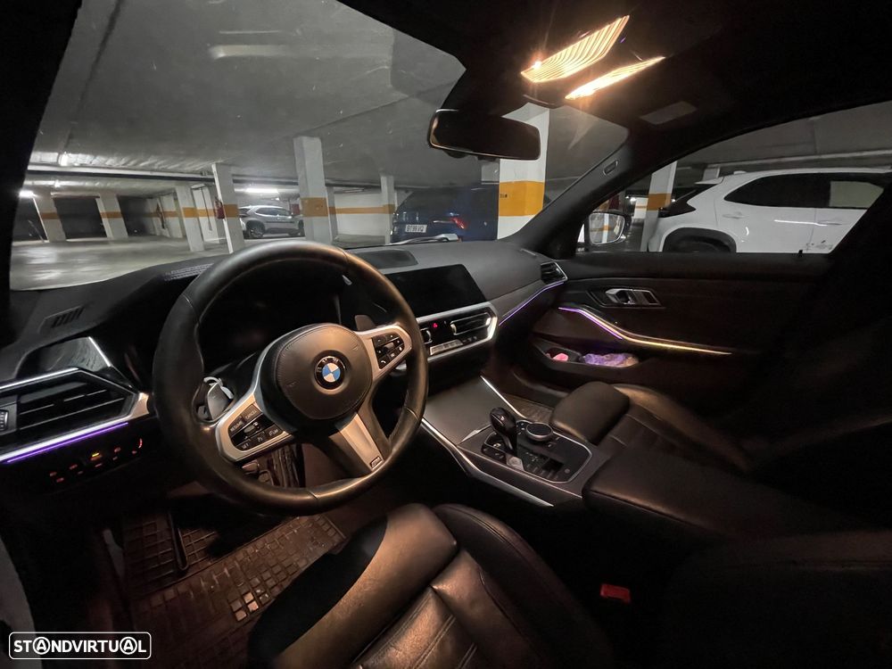 BMW 320 d Pack M Auto - 14