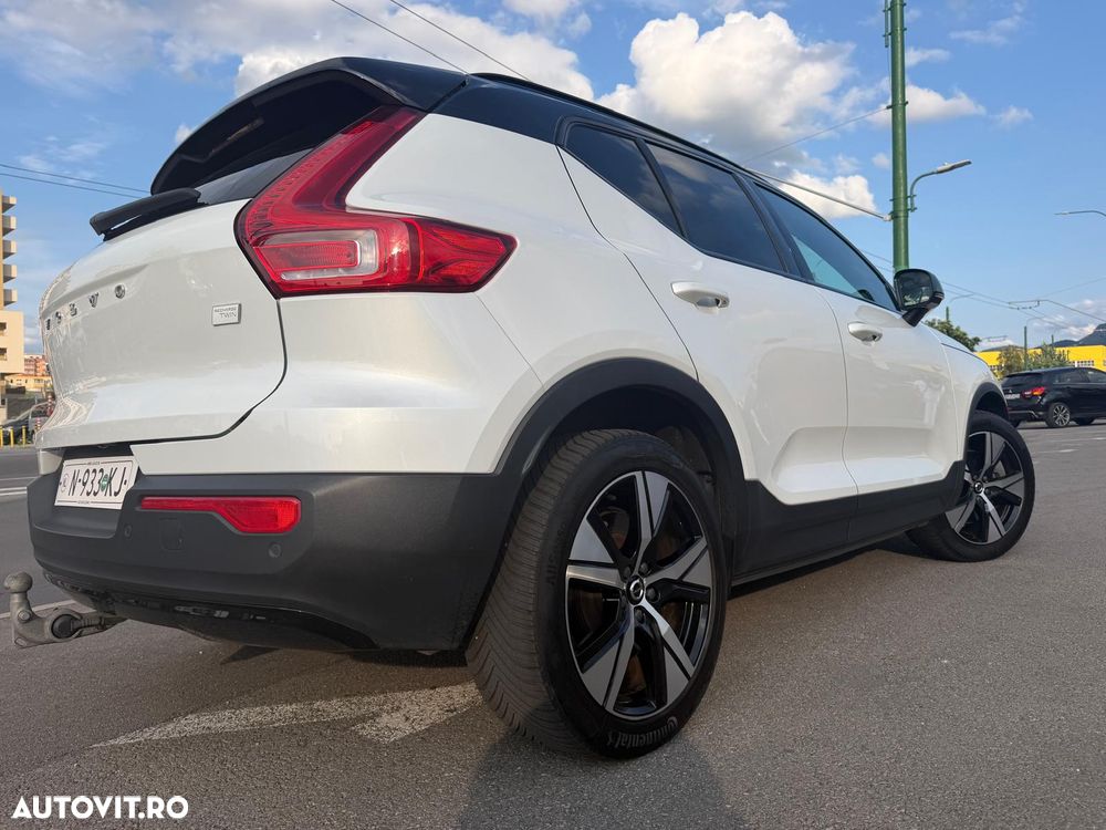 Volvo XC 40 Recharge Twin Motor AWD Plus - 3