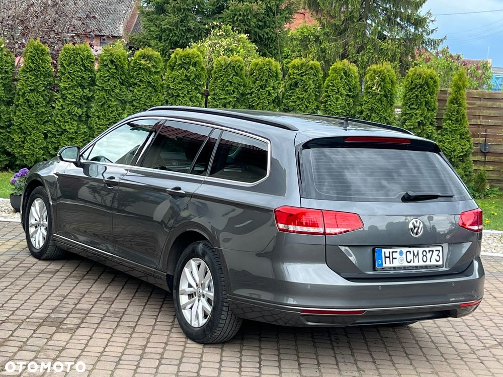 Volkswagen Passat - 9