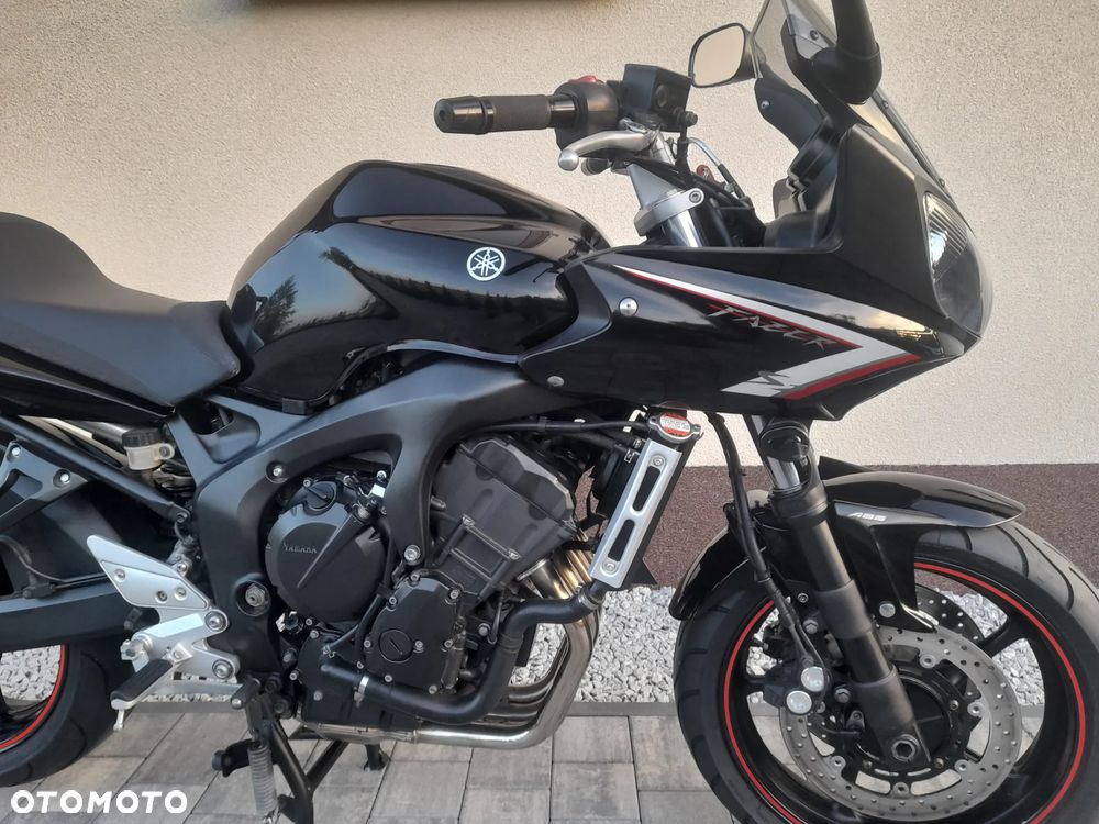 Yamaha FZ6 - 8