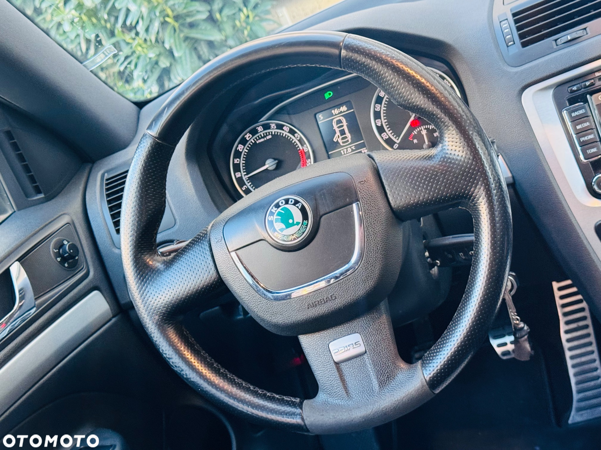 Skoda Octavia 2.0 TDI DPF RS - 29