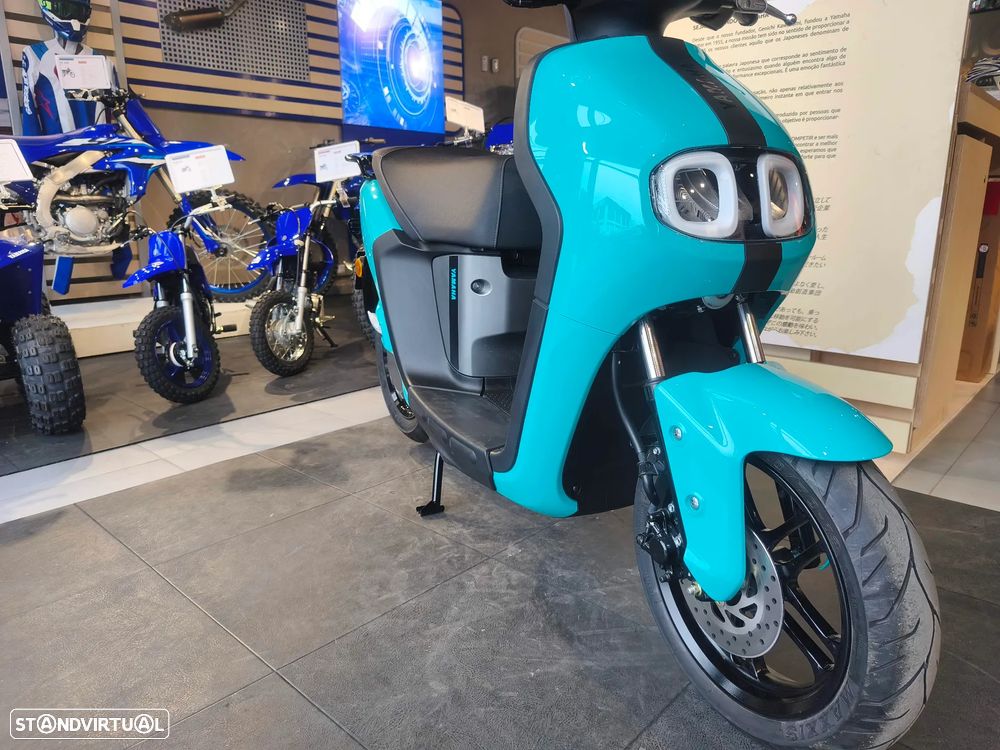 Yamaha NEOs - 3